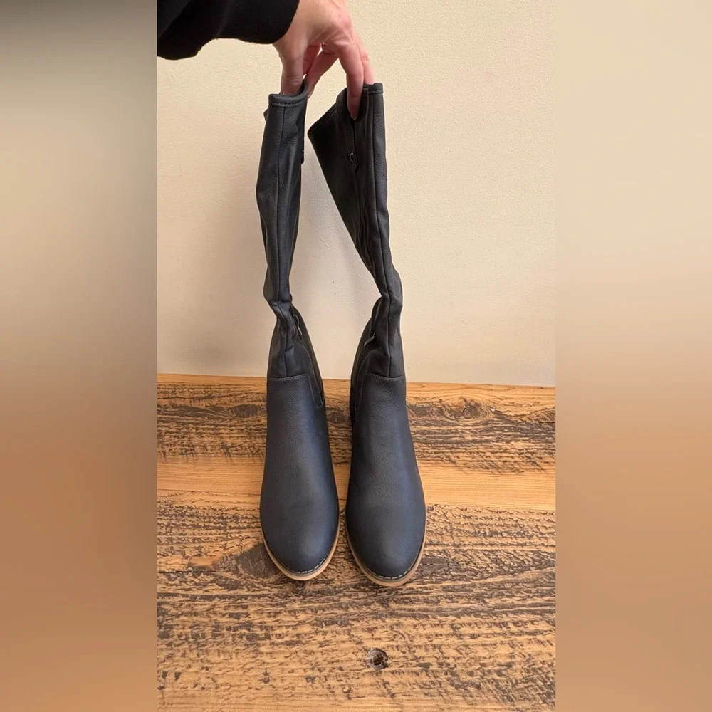 Journee Collection-Taven Riding Boot TAVEN-BLU-09 NIB